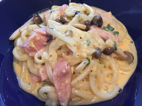 簡単！冷凍うどんでカルボナーラ風☆